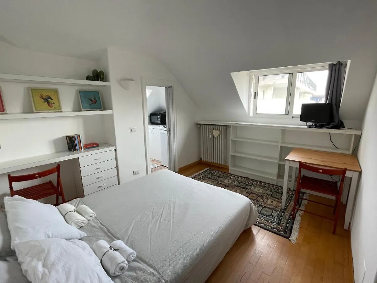 Tortona Tiny Attic Directly Connected To Duomo Apartment Milan